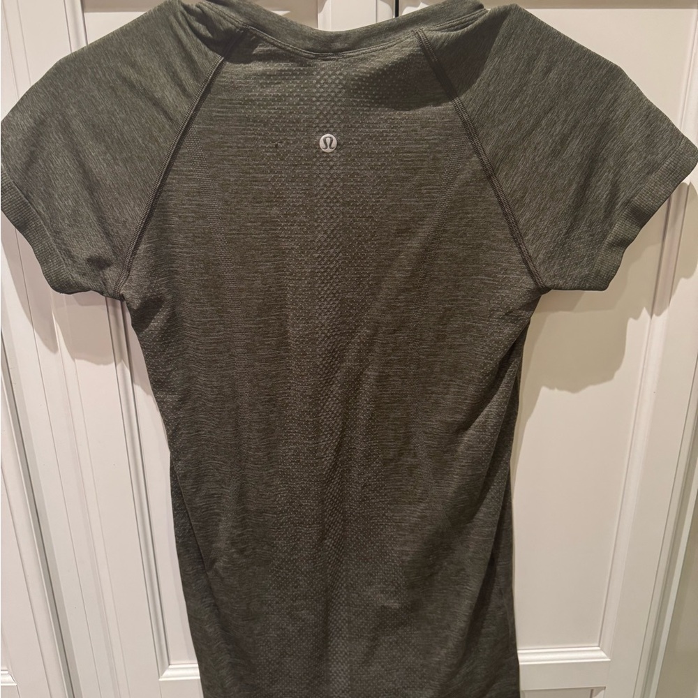 lululemon swiftly tech shirt